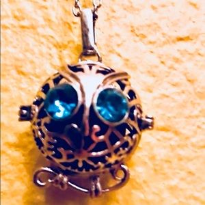 Silver owl oil diffuser necklace